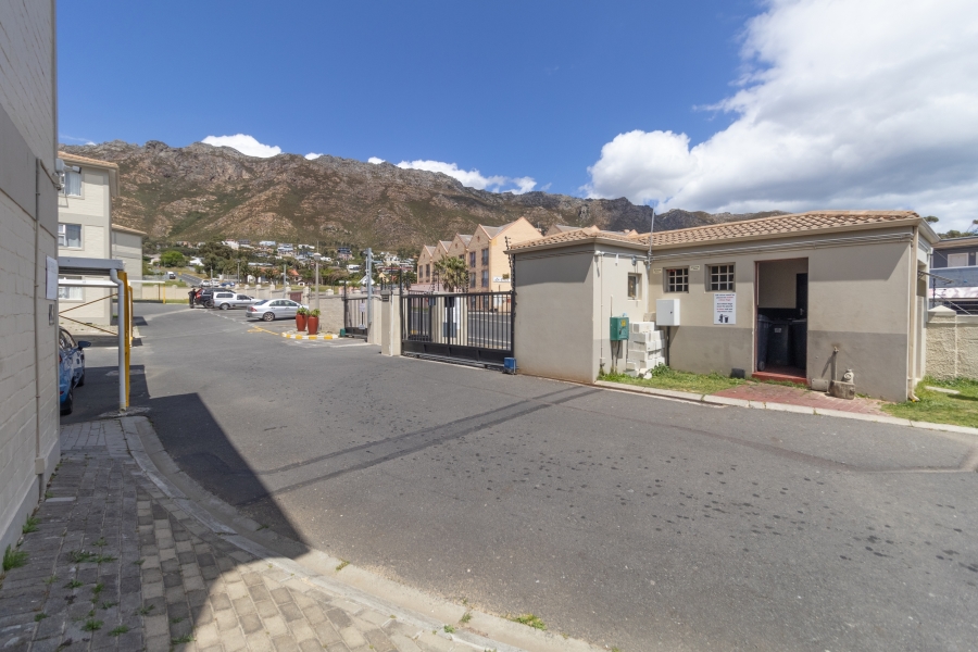 To Let 2 Bedroom Property for Rent in Anchorage Park Western Cape